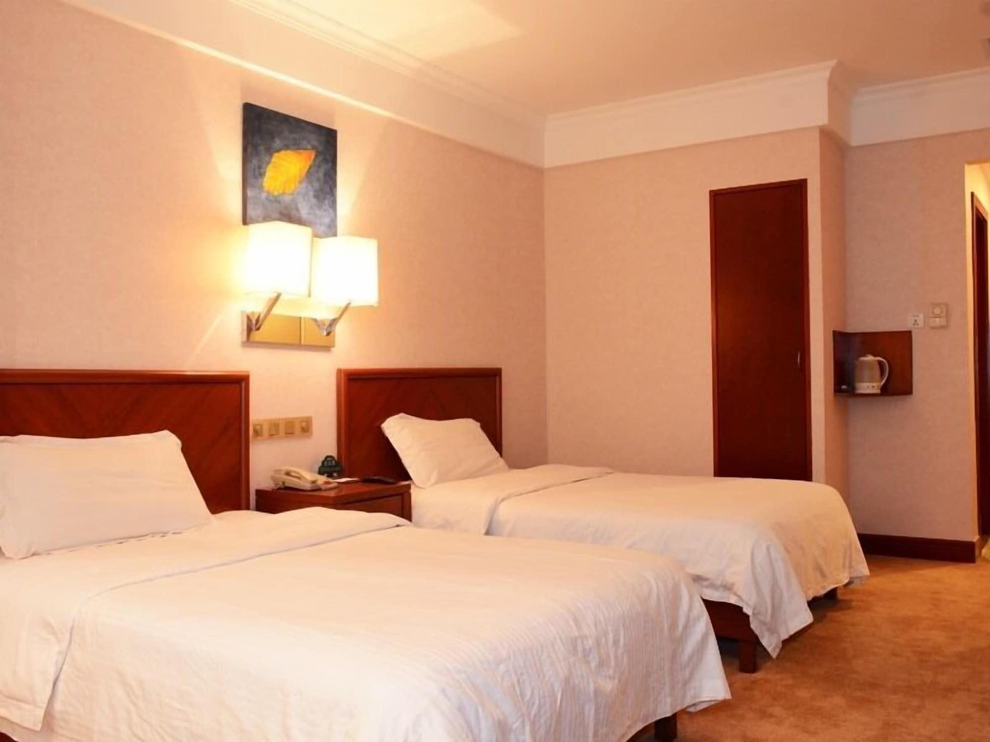 Greentree Inn Dongguan Houjie Business Hotel Extérieur photo