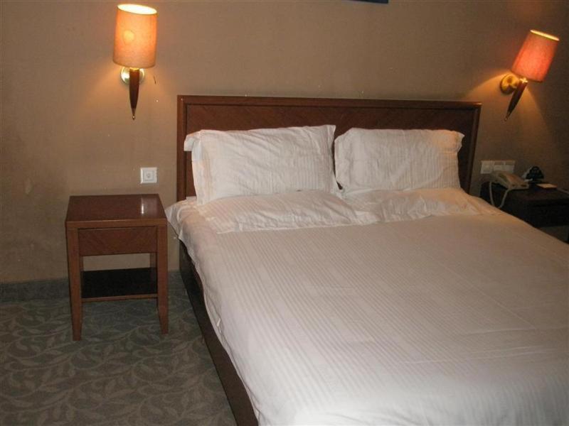 Greentree Inn Dongguan Houjie Business Hotel Chambre photo