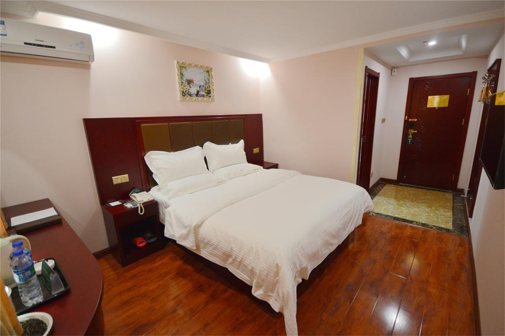 Greentree Inn Dongguan Houjie Business Hotel Extérieur photo