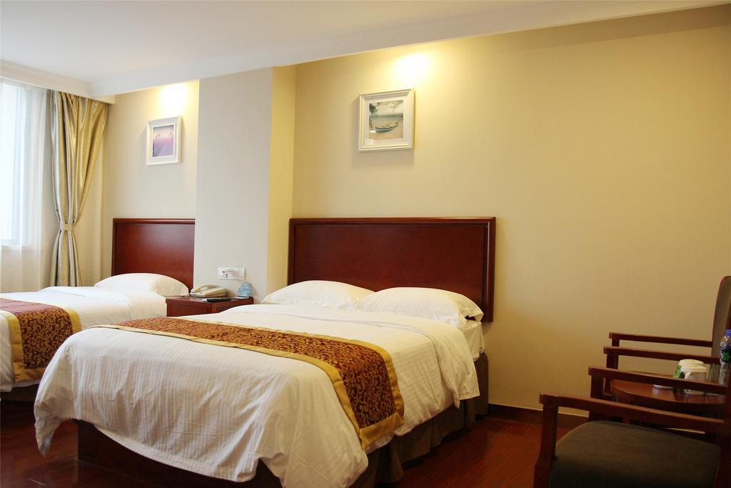 Greentree Inn Dongguan Houjie Business Hotel Extérieur photo
