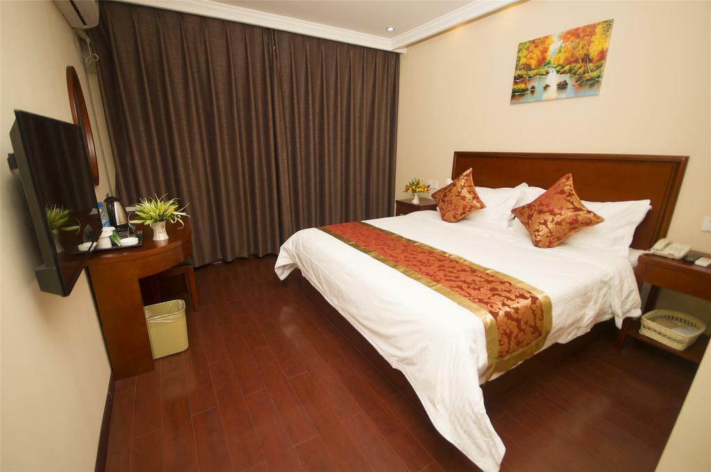 Greentree Inn Dongguan Houjie Business Hotel Extérieur photo