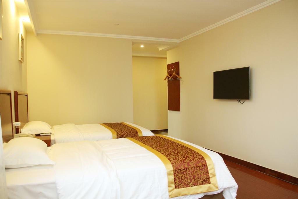 Greentree Inn Dongguan Houjie Business Hotel Extérieur photo